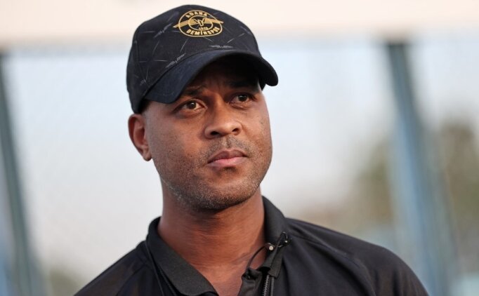 Kluivert'tan Trabzonspor'a mesaj: 'Evimizde iyiyiz'