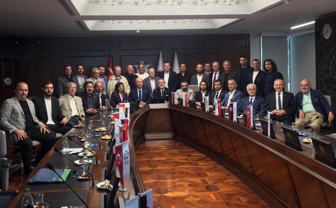 �zmir Spor Kul�pleri Birli�i Vakf�, kul�p temsilcileriyle g�r��t�