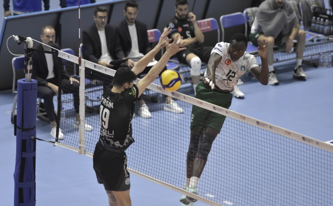 Bursa Belediyespor, Develi Belediyespor'u rahat ge�ti