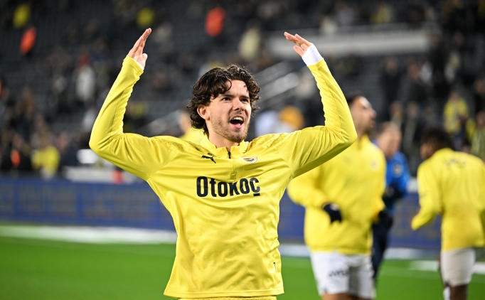 Fenerbah�e taraftar� 5 y�l sonra Dolmabah�e'de