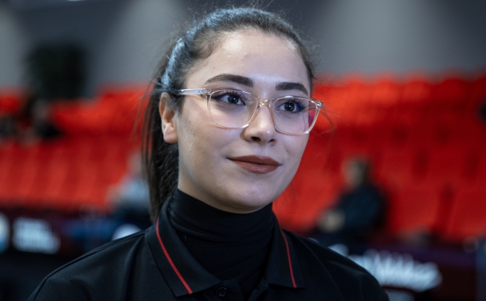 Depremzede bilardocu Elmas'�n hedefi milli forma