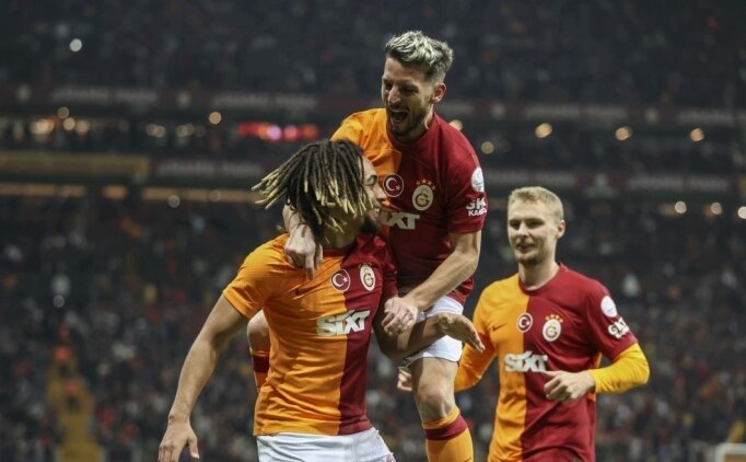 Galatasaray - Fatih Karag�mr�k: 11'ler