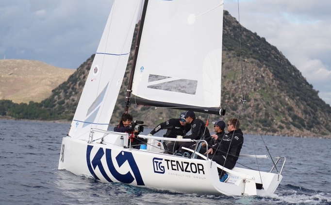 Tenzor International Cup'ta ikinci g�n heyecan� ya�and�