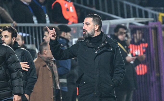 Arda Turan taraftarlarla tart��t�!