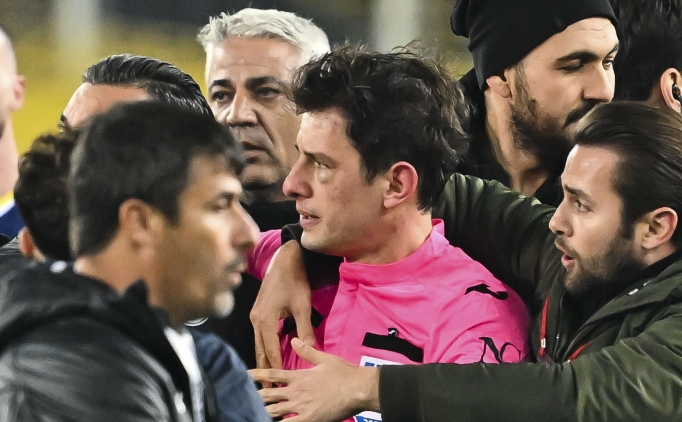 Hakem Derne�i'nden �a�r�: 'Ma�lara ��kmay�n!'