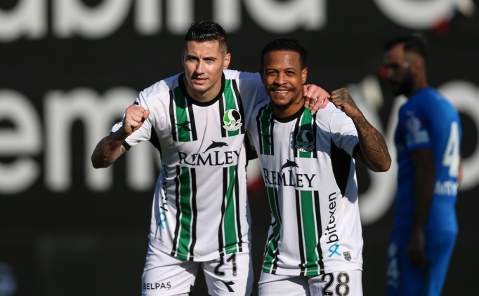 Sakaryaspor deplasmanda 3 puan� ald�