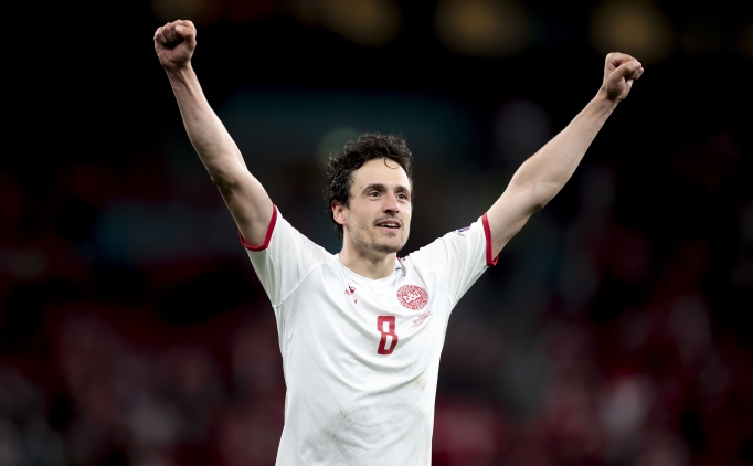 Be�ikta�'ta orta sahaya s�rpriz isim; Delaney