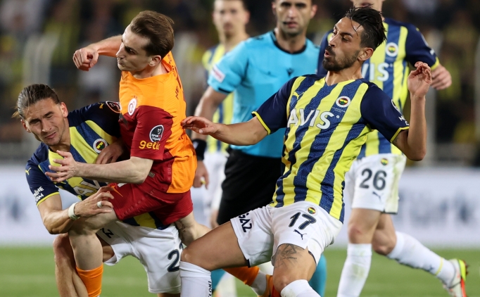 Fenerbah�e-Galatasaray ma��nda ilk gol� atan avantajl�!