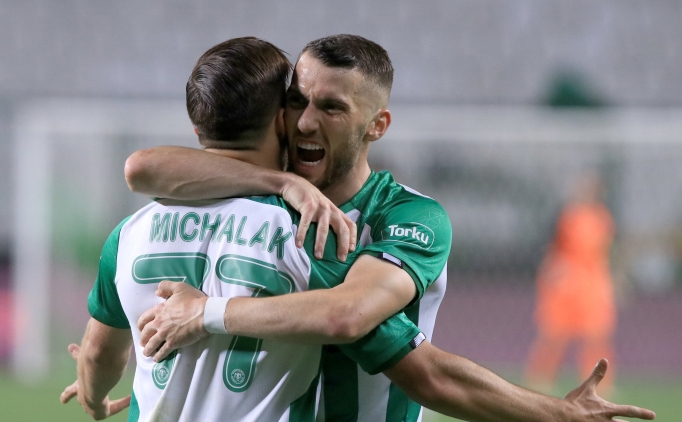 Antalyaspor Bytyqi'yle el s�k��t�