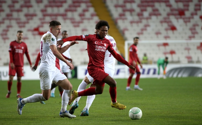 Sivasspor'da sakatl�k: Clinton N'jie