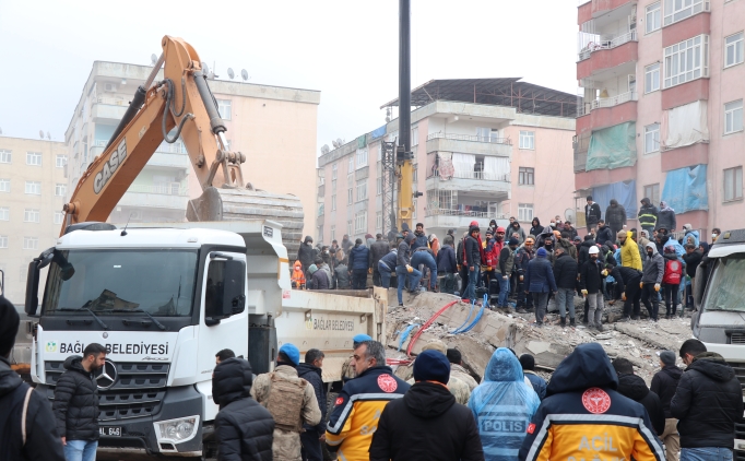 Voleybolcu �iftten k�t� haber