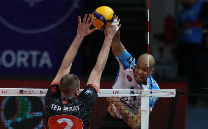 Ziraat Bankkart ile Halkbank, b�y�k kupa i�in kar�� kar��ya