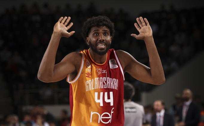 Galatasaray'dan ayr�ld�, yeni tak�m� belli oldu!