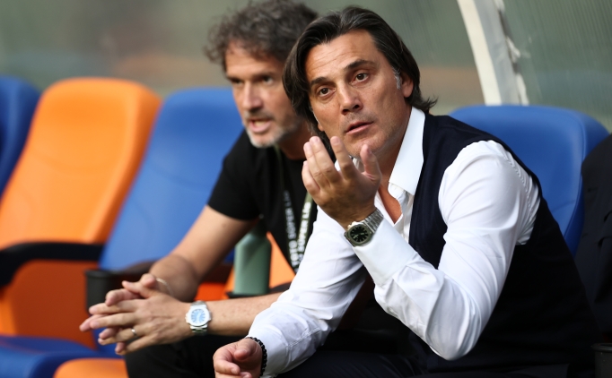 Montella: 'Bu formayı giymek bir prestijdir, hediye değil'