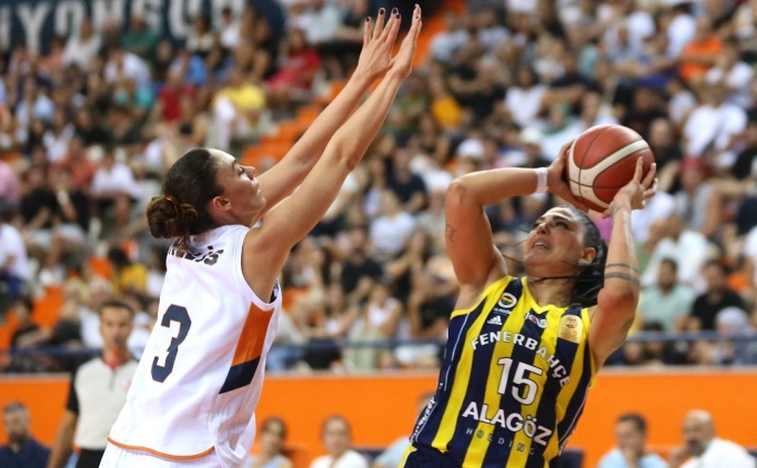 Fenerbah�e Alag�z, S�per Kupa i�in parkeye ��k�yor