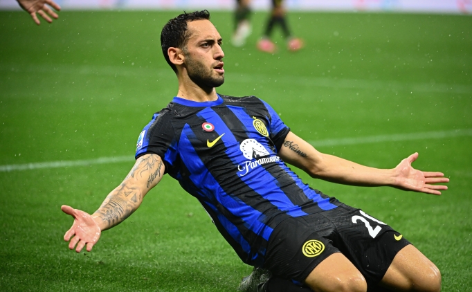 Hakan �alhano�lu: 'Gurur duyuyorum'