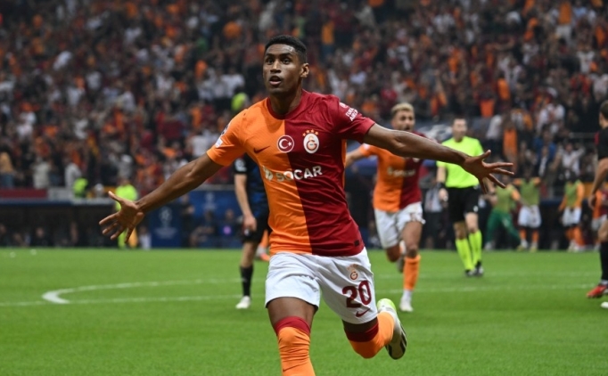 Danimarka bas�n�n�n Galatasaray �a�k�nl���! 'Atmosfer ��lg�n ama futbolcular...'