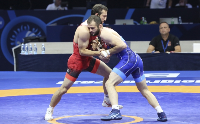 Enes Ba�ar'dan D�nya G�re� �ampiyonas�'nda bronz madalya