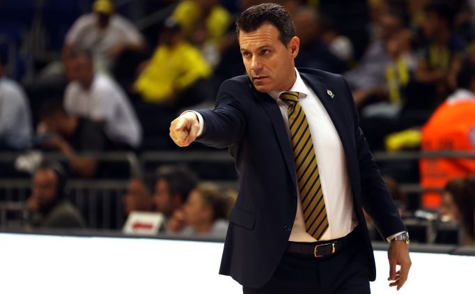 Itoudis: 'T�rkiye Ligi'ndeki yetersiz performans�n �st�ne ��kmal�y�z'