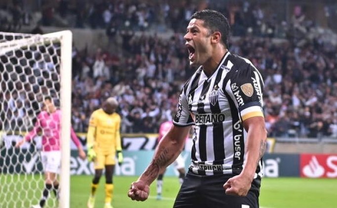 Sancak: 'Hulk'la g�r��t�k, s�ra kul�b�nde'