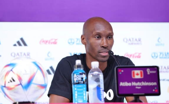 Atiba futbola veda ediyor