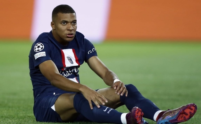 Mbappe, PSG'nin ma kadrosuna dahil edildi