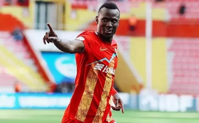 Kayserispor'da g�zler Mame Thiam'a �evrildi