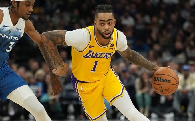 Lakers, LaVine iin D'Angelo Russell' gzden karabilir