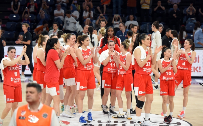 A Milli Kad�n Basketbol Tak�m�, haz�rl�k ma��nda galip!