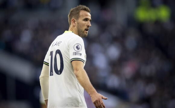 Tottenham'dan taraftar�na buruk veda