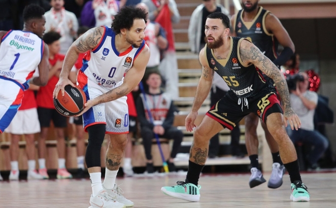 Anadolu Efes y�kseli�e devam ediyor