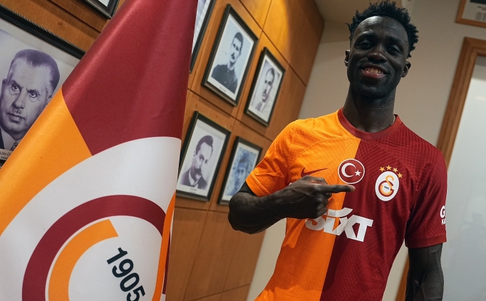 Sper Lig'de 276 futbolcu transferi gerekleti