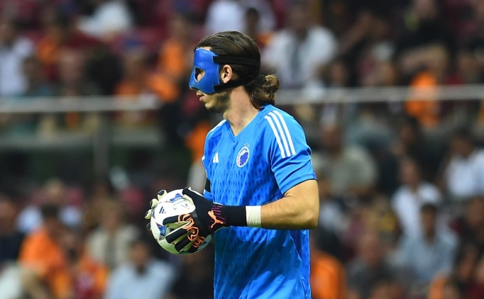 Kamil Grabara'dan fla� payla��m!