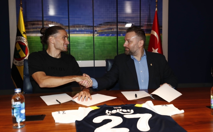 Fenerbah�e Crespo'yu a��klad�!
