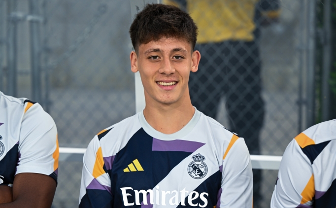 Arda G�ler ve Omar Fayed 'Y�l�n Y�kselen Oyuncusu' �d�l�ne aday