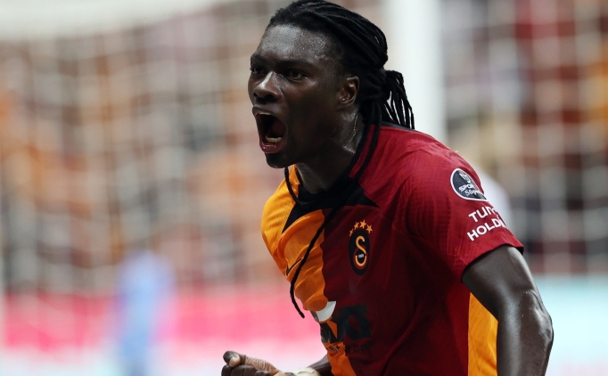 Galatasaray'da Gomis geri dnd!