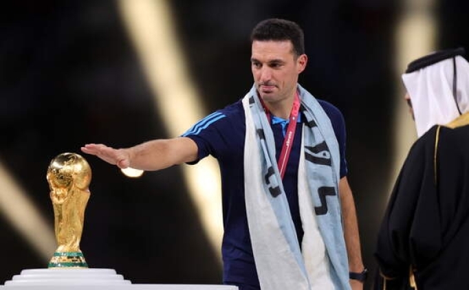 Arjantin'de Scaloni ile yeni s�zle�me