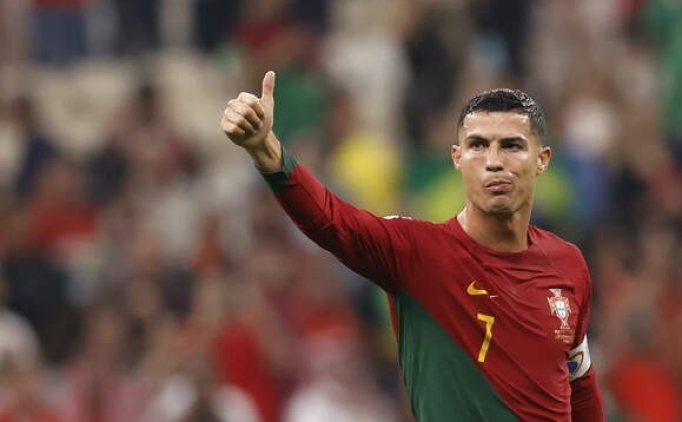 Cristiano Ronaldo yeni rekor i�in oynayacak