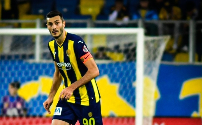 Rizespor, S�per Lig'den transfer yapt�!