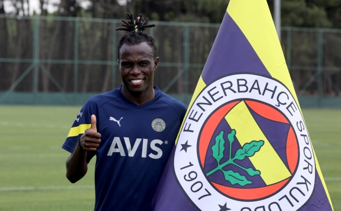 Fenerbah�e ayr�l��� a��klad�!