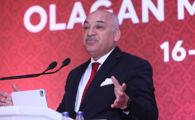 T�rkiye'de ligler ertelendi!