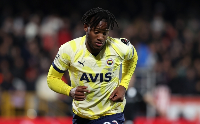 Michy Batshuayi'nin sahalara döneceği maç netleşti!