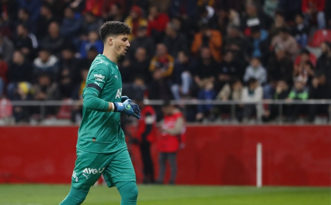 Altay Bay�nd�r: 'Hayatta daha �nemli �eyler var'