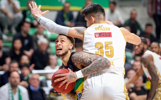 Frutti Extra Bursaspor son �eyrekte kaybetti