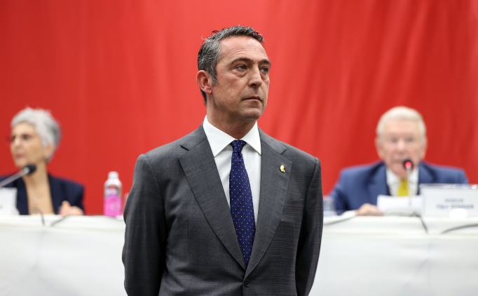 Fenerbah�e'de y�netimden derbi karar�