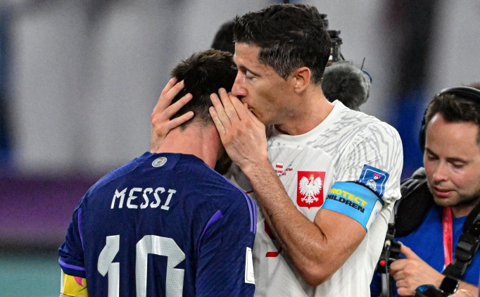 Lewandowski: 'Messi, Barcelona'ya d�nmeli'