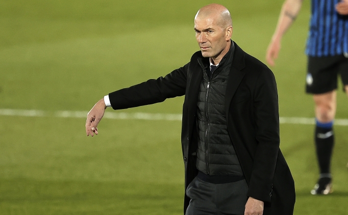Real Madrid'de yine yeniden Zinedine Zidane