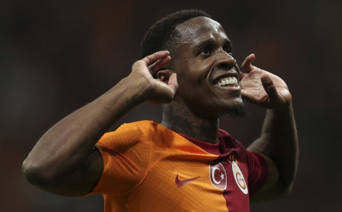 MANU'nun y�ld�z�ndan Zaha'ya �vg�ler!