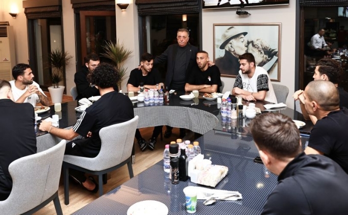 Ahmet Nur �ebi, tak�mla vedala�t�!