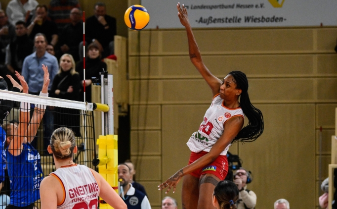 Galatasaray Daikin alt�n sette elendi!